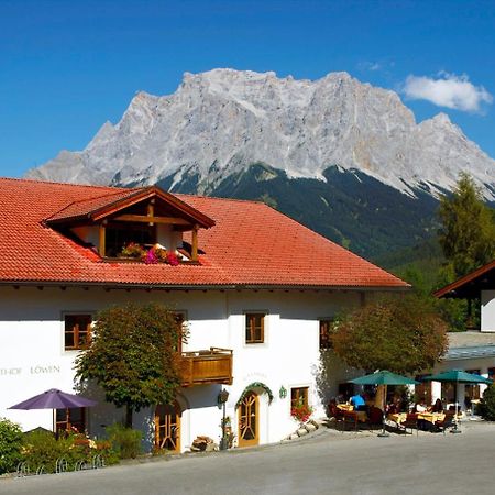 Hotel Zum Goldenen Loewen Biberwier Exterior foto